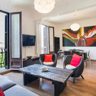 41ARI1045- Fantastic and super spacious 3bed apartment in the Center