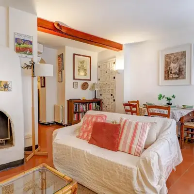 Red Velvet Apartment by Hello Homes Sitges