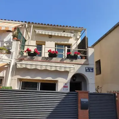 La casita de Pe Beach