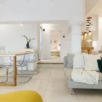 Stylish Apartment near Plaça España