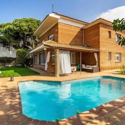 MAGNÍFICA RESIDENCIA