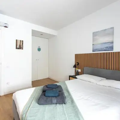 StayCampNou 3BR With Balcony