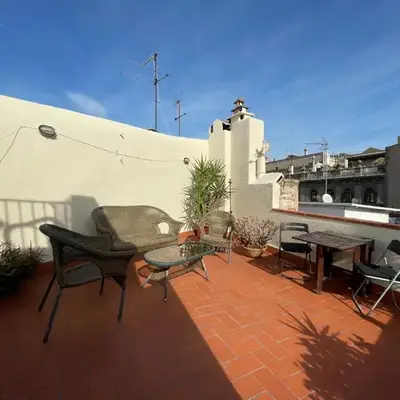 Original duplex in the center of Barcelona