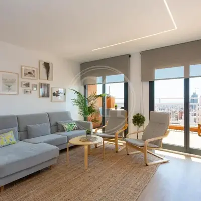Maravilloso alojamiento con vistas a Barcelona