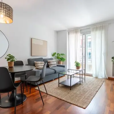 Lovely apartment Sagrada Familia