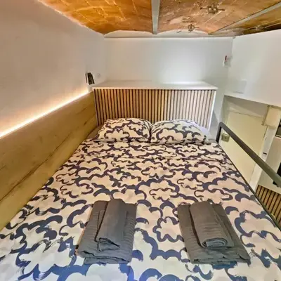 Moderno estudio Sagrada Familia