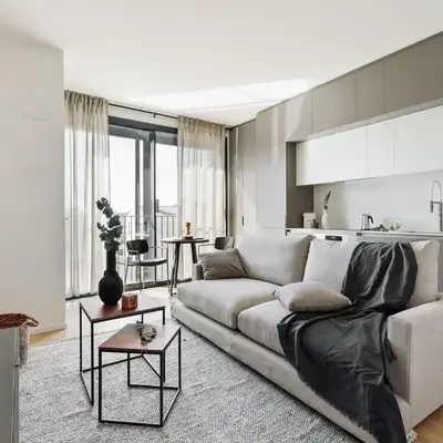 Serrat - 1 bedroom and office in Poblenou