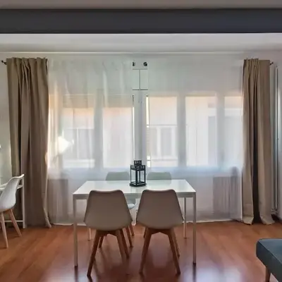 Apartamento Gran Via para 6 en el centro de Premià