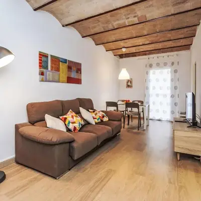 Apartment Eixample Dret Aragó Roger de Lluria by Interhome