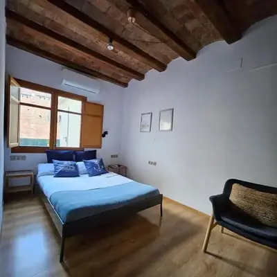 Flat with 2 rooms and private terrace min 32 days