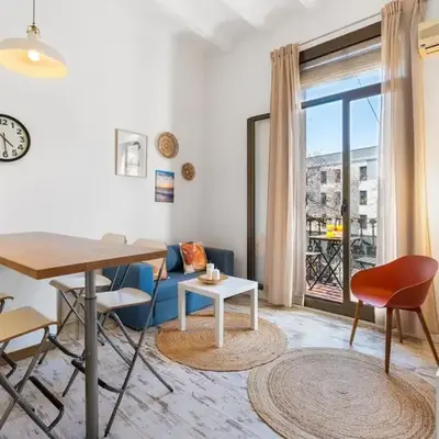 Lodging Apartments Pere IV