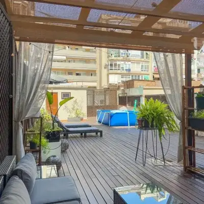 Unique central home with large terrace & pool