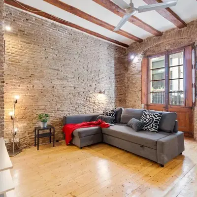 Historic El Born 2BR Monthly Stay Workspace
