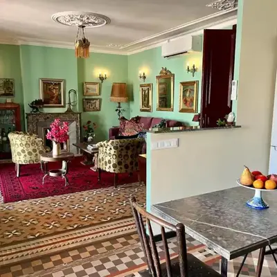 Fabulous Luxury in Best Location of City Centre