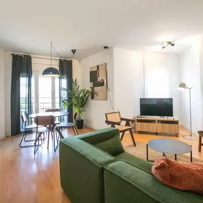 72GRVCC1066- Near Sagrada Familia