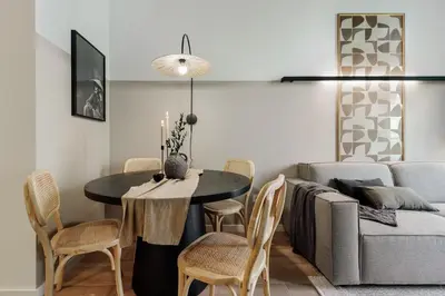 a bedroom with a bed and a window at Estiu - 2 bedrooms and balcony in Sant Antoni in Barcelona