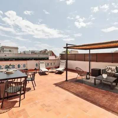 Coipasa - 3 bedrooms and terrace in Eixample Dreta
