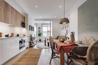 a bathroom with a sink and a mirror at Alhamilla - 1 bedroom in Eixample Dreta in Barcelona