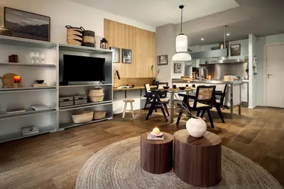 a bedroom with a large bed and a window at Shokai - 1 bedroom in Ciutat Vella in Barcelona