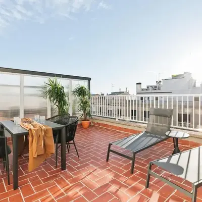 Spiaggia - 1 bedroom and terrace in Sant Gervasi