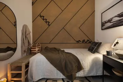 a room with a desk and a mirror at Adigrat - 3 bedrooms in Gràcia in Barcelona