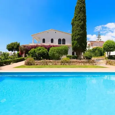 Villa Carmen - Peaceful Eco-Luxury with private pool