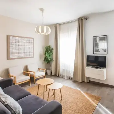 51ind1120- Apartment near Sagrada Familia