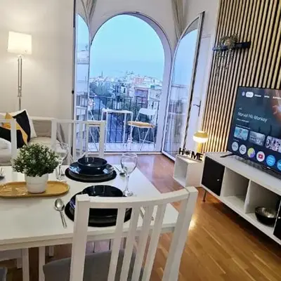 Premium refurbished apartment in Barcelona city center