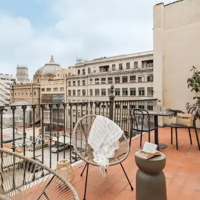 Mirra - 5 bedrooms and terrace in Eixample Dreta