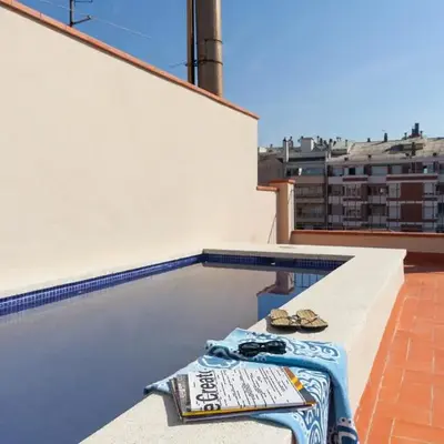 Aparteasy - Deluxe Family Apartments with Pool