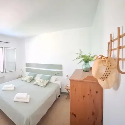 Cozy apartment next to the beach