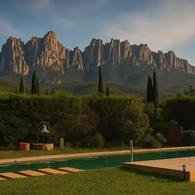 LuxRural Montserrat | Piscina con Vistas Únicas