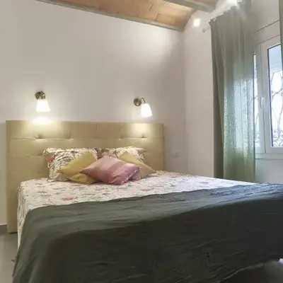 Amplia Habitacion Independiente con baño privado
