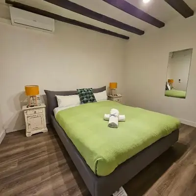 Five Room Family Flat Near Ramblas