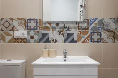 a bathroom with a sink and a toilet at Matarolux 7 in Mataró