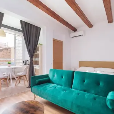 Spacious doubleroom apartment at Sants