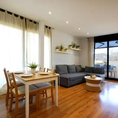 Céntrico apartamento con terraza