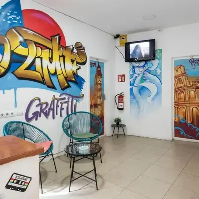 No Limit Hostel Graffiti