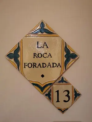 a sign that says la rosa forlando at Cal Duran in Esparreguera