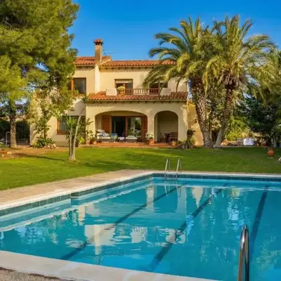 Villa Sitges Colibri at 10 min Walk Beaches - Center City Amaizing Garden Pool XXL Private Tenis Piste