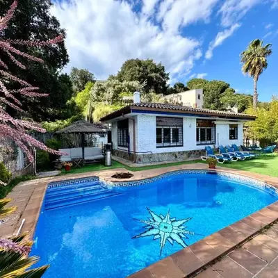 CASA PARAÍSO PISCINA TRANQUILIDAD