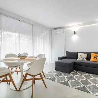 Comtal homey apartments