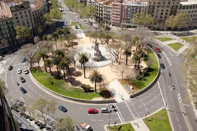 an intersection in a city with cars on a street at Click&Flat Luxury Tetuan in Barcelona