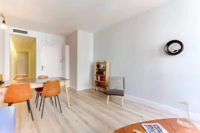 a dining room with a table and chairs at Bright 2bdr In Trendy Gracia in Barcelona
