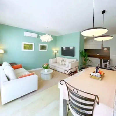 Abbott apartment - 1 min from the beach - 100m2 - sleeps 8