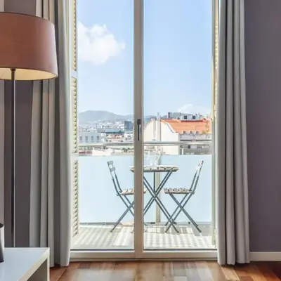 The Collection Barcelona - Wonderful 2-bd apart with balcony Plaza Cataluña