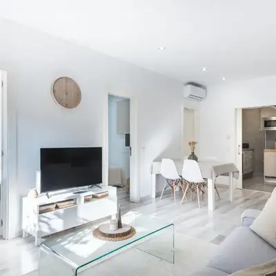 Apartment Next to Sagrada Familia